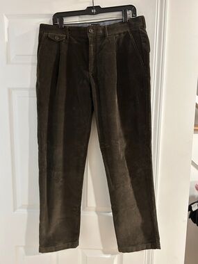 J Crew wide wale Men's Brown Corduroy Pants pleat front